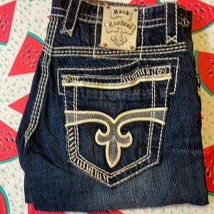 Size 36 Rock Revival Jason Relaxed straight jeans